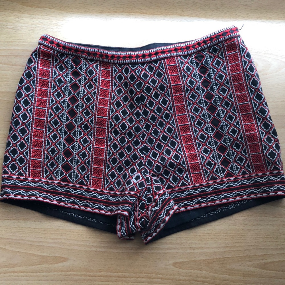 CUTE SHORTS